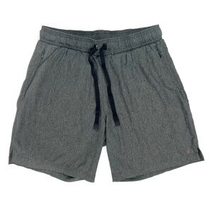 ALO Shorts Mens Medium Grey Lined Athletic Running Training Yoga